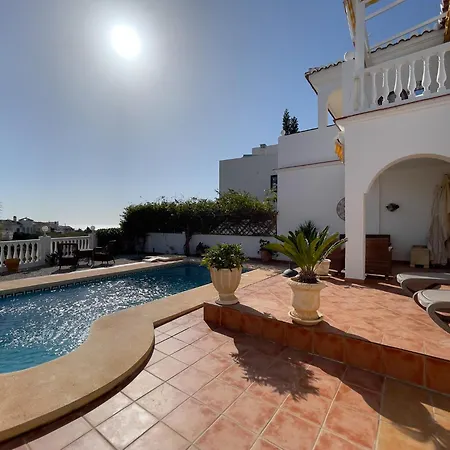 Rd02 La Casa Hermosa Holiday home *